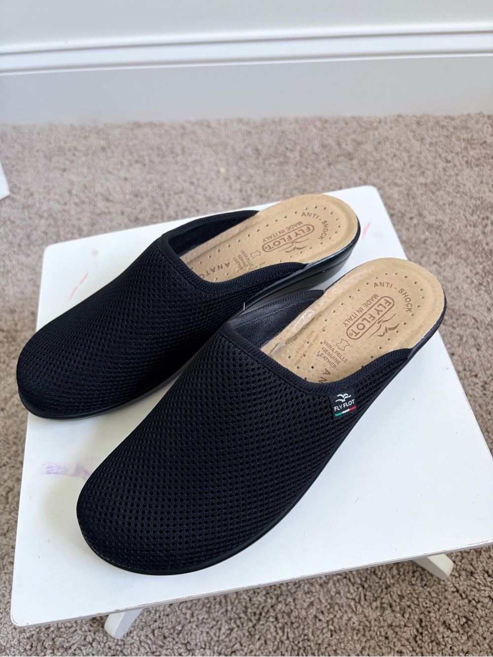 Fly Flot Women's Black Mesh Slip-On Comfort Clogs
